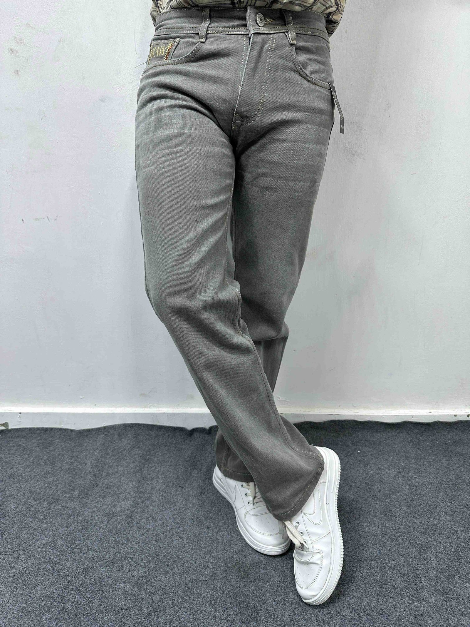 Straight Fit Stretchable Flat Finish Jeans