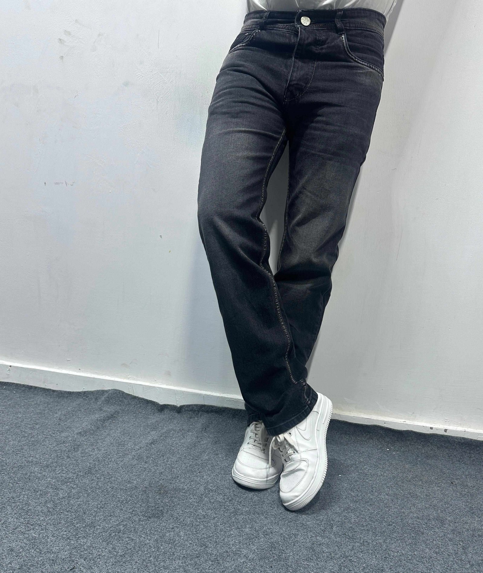 Straight Fit Stretchable Flat Finish Jeans