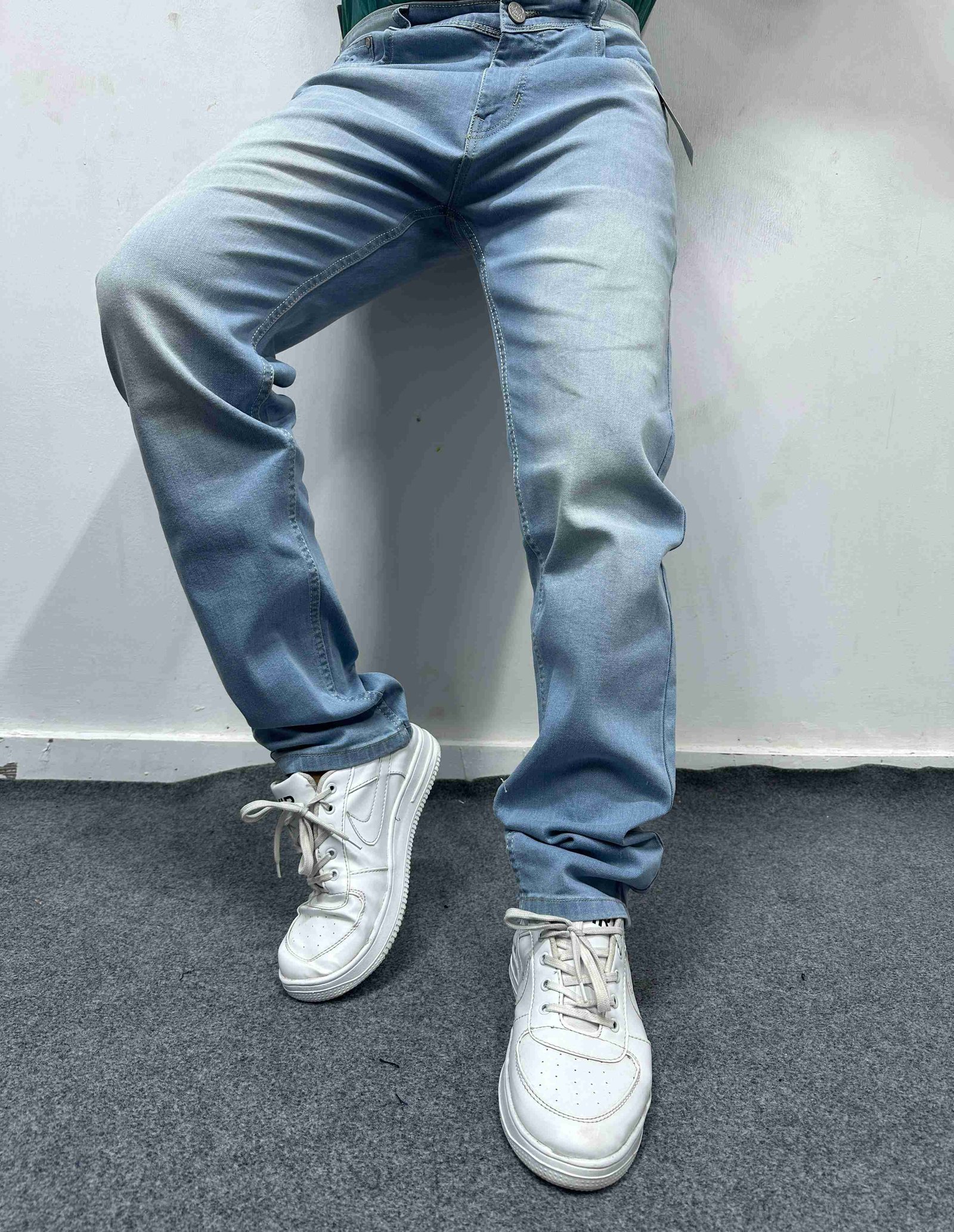 Narrow Fit Stretchable Flat Finish Jeans