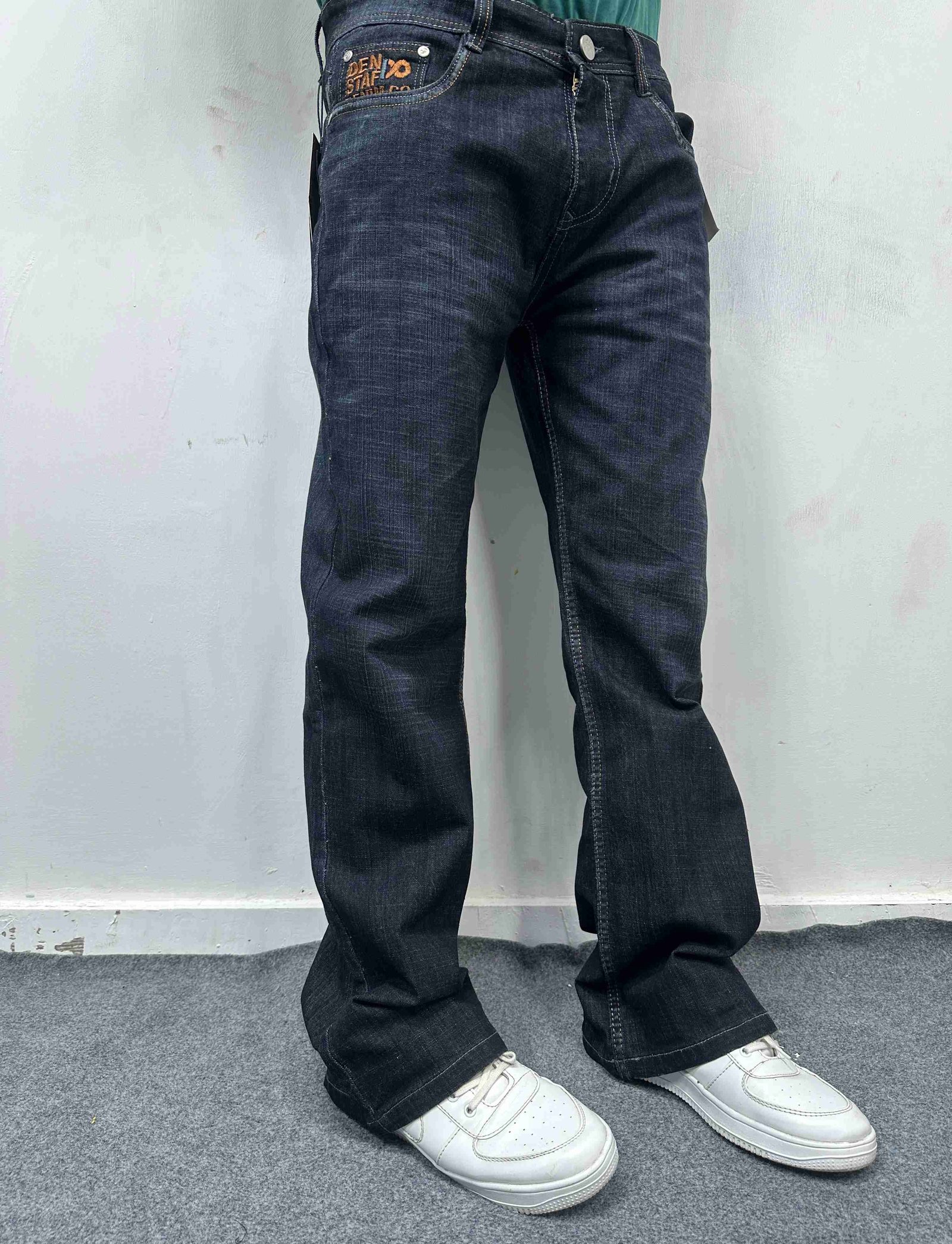 Straight Fit Stretchable Flat Finish Jeans